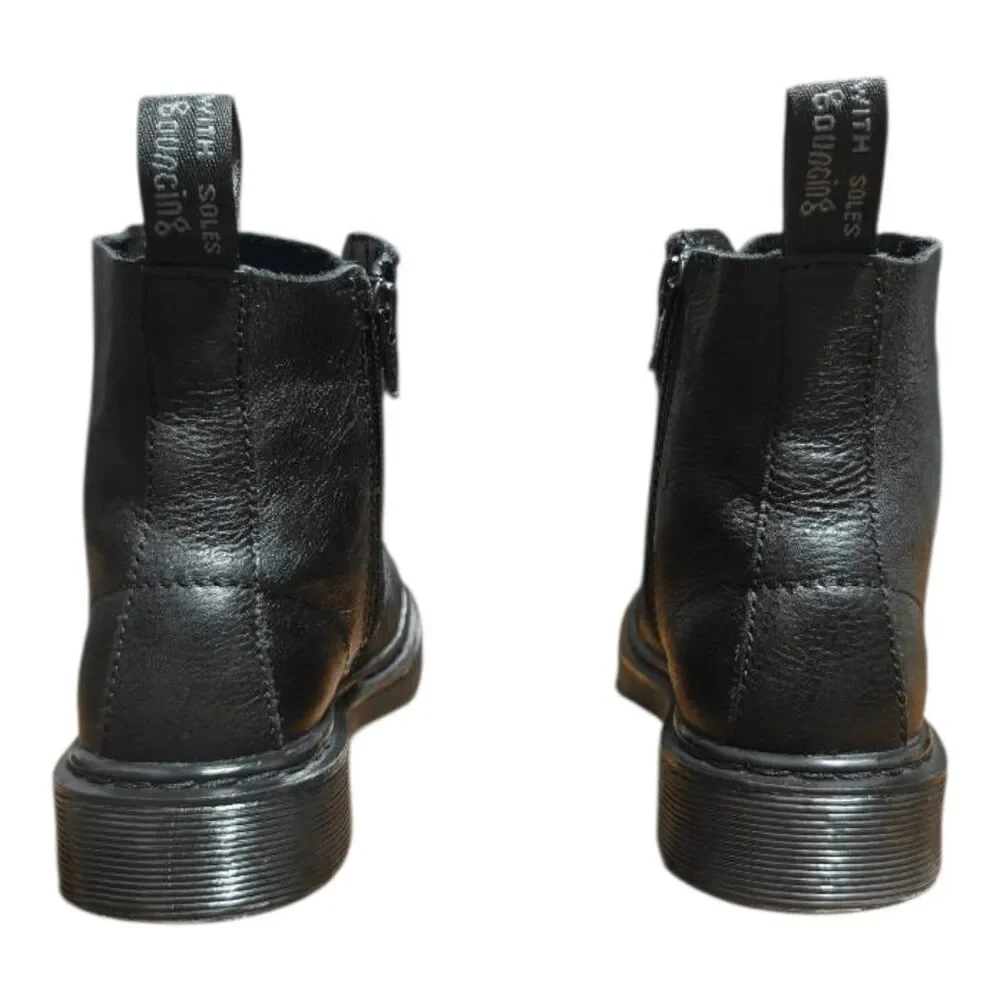 DR. MARTENS 1460 Pascal Junior Leather Combat Boot Size 1
